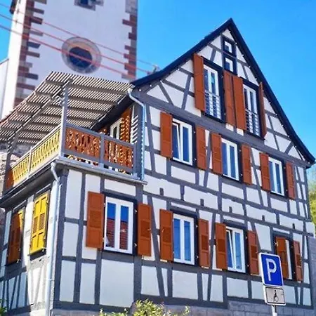 Goldenes Hausle Apartahotel *